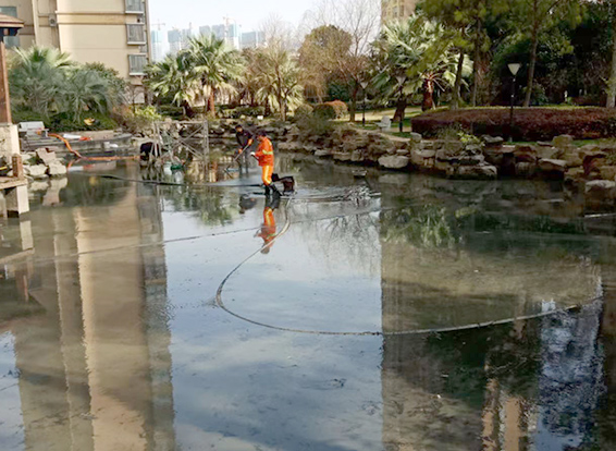 蔡甸景观池淤泥清理